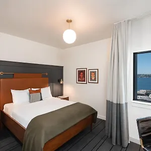 The State 4* Seattle
