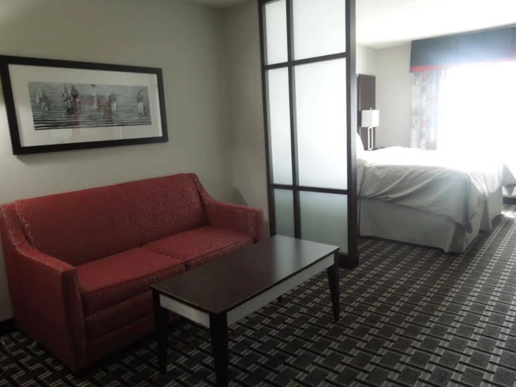 Hotel Comfort Suites Williamsburg Historic Area